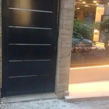 Tirana Stay Suites *