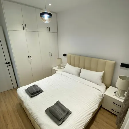 דירה Tirana Stay Suites