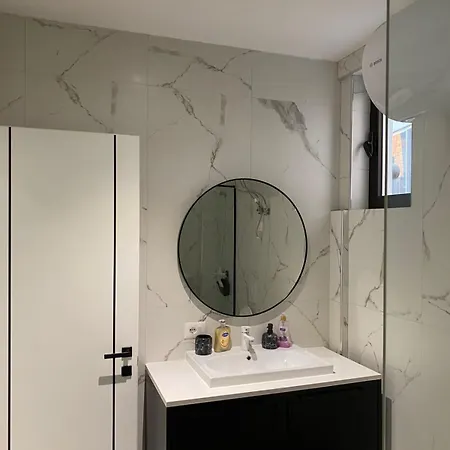 דירה Tirana Stay Suites *