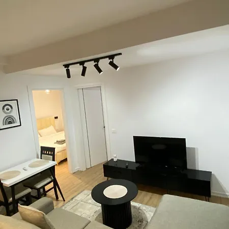 דירה Tirana Stay Suites